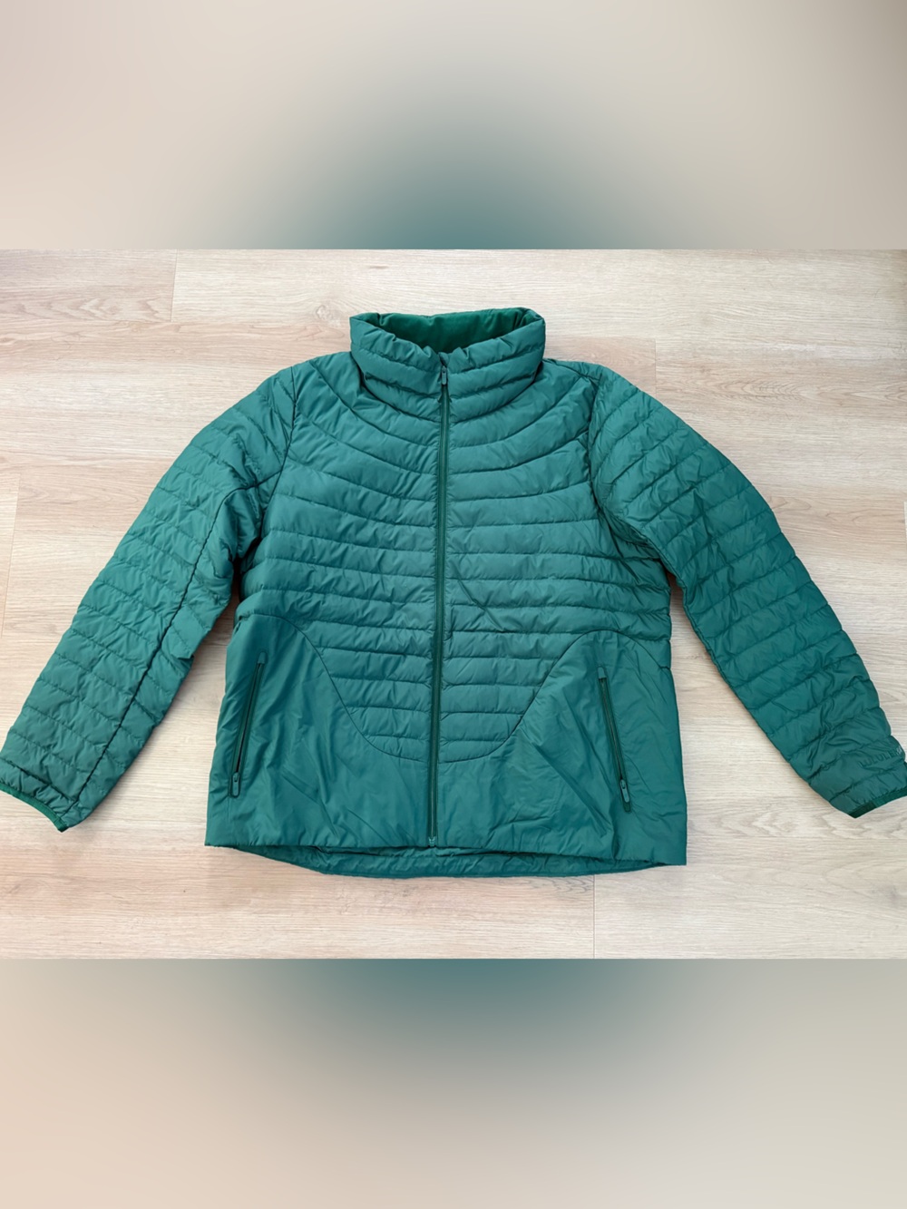 Lululemon Lightweight Relaxed-Fit Down Jacket Everglades green 14